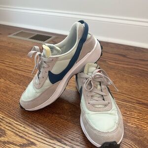 Women's Nike Cream and Navy Sneakers